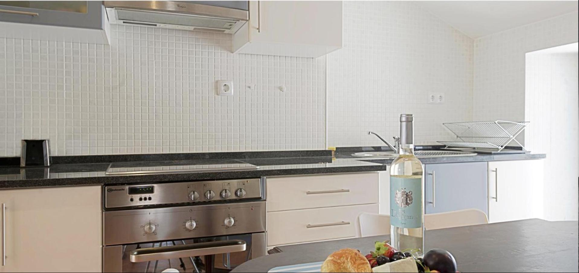 Guestready - Rare Terrace Apt, Historic Center Lägenhet Lisboa Exteriör bild
