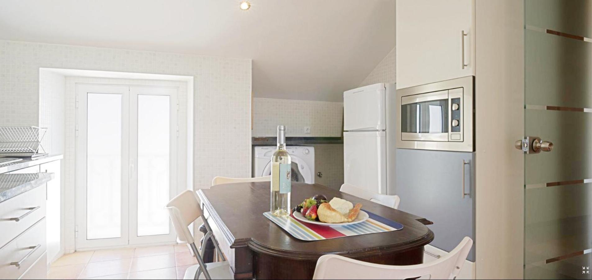 Guestready - Rare Terrace Apt, Historic Center Lägenhet Lisboa Exteriör bild